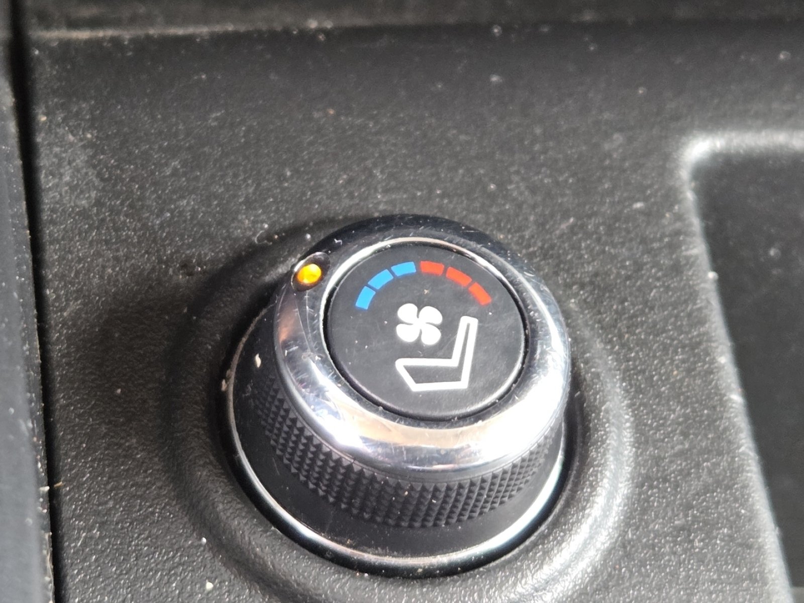 Used 2017 Nissan Titan Platinum Reserve AWD/4WD image 9