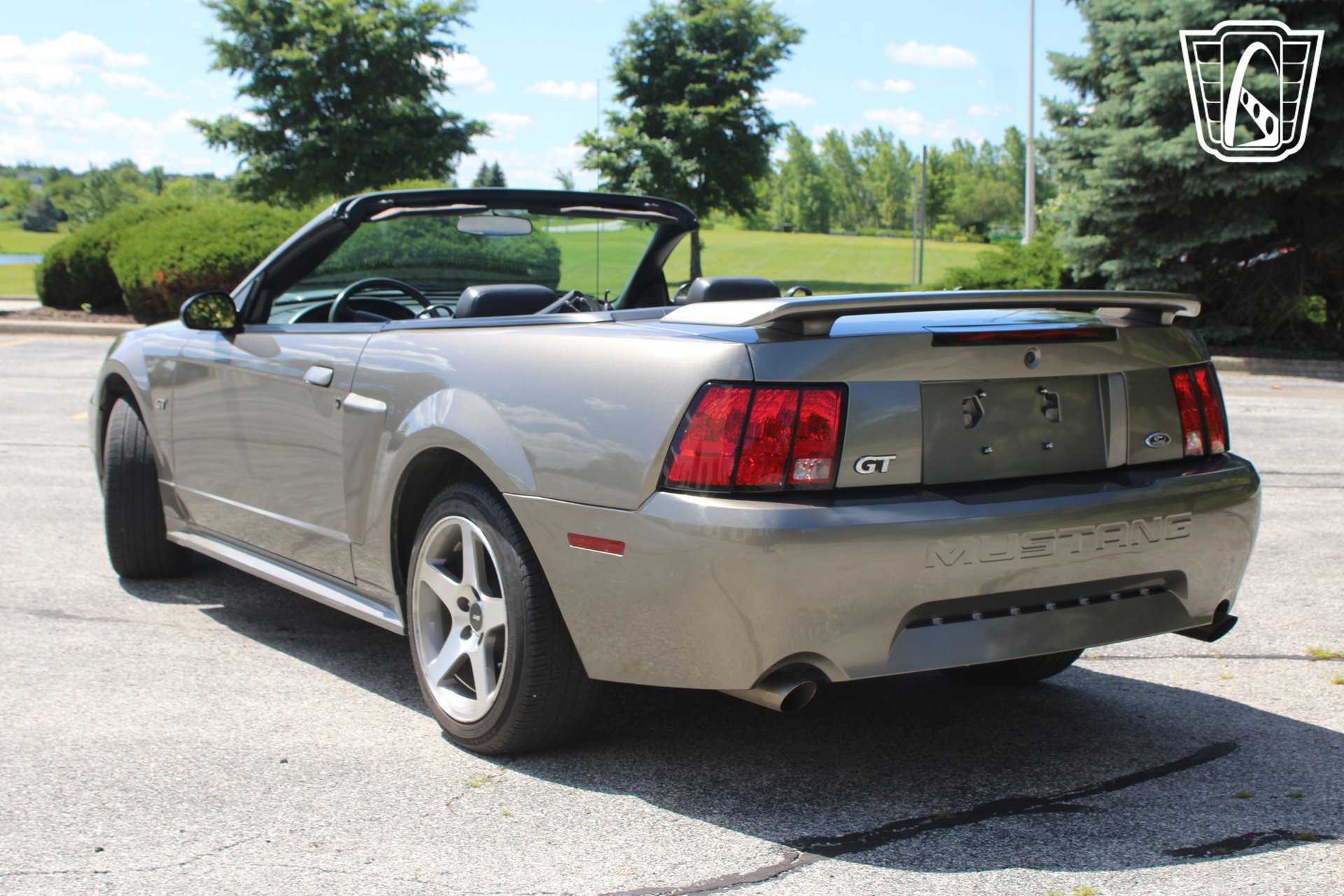 Used 2002 Ford Mustang GT RWD image 3