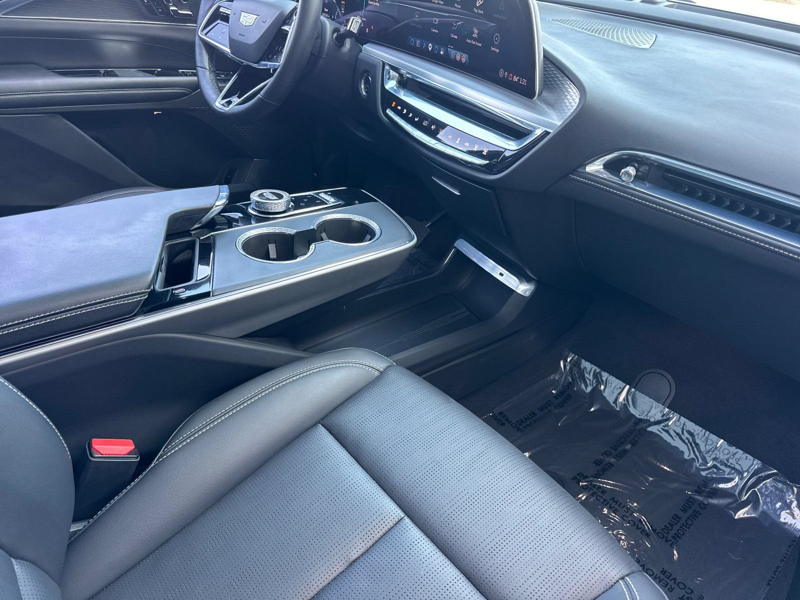 Used 2024 Cadillac Lyriq Sport RWD image 18