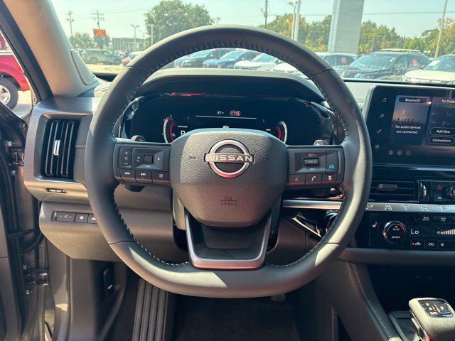 New 2026 Nissan Pathfinder SL w/ SL Premium Package FWD image 12