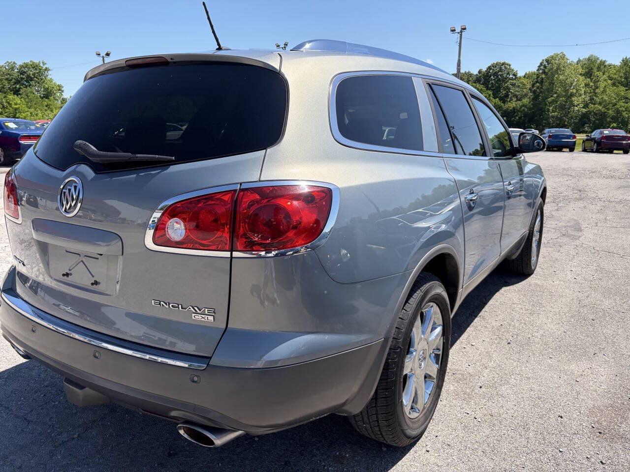 Used 2008 Buick Enclave CXL w/ Entertainment Package #3 AWD/4WD image 5