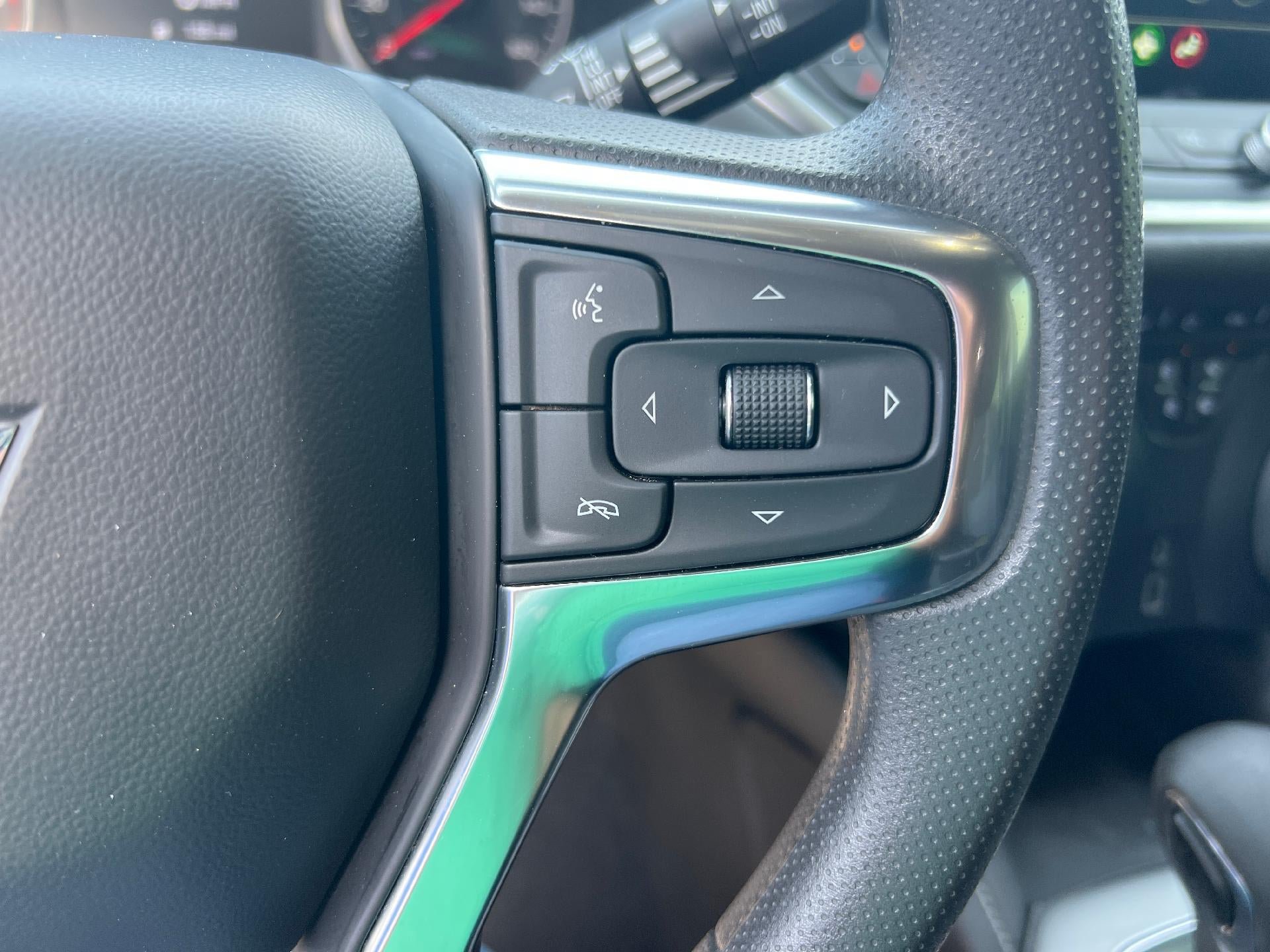 Used 2025 Chevrolet Blazer LT w/ LPO, Floor Liner Package FWD image 19