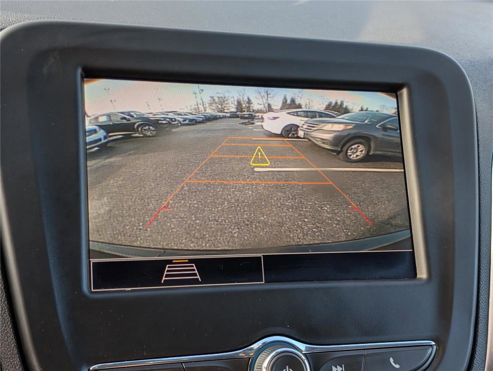 Used 2024 Chevrolet Equinox LT image 25