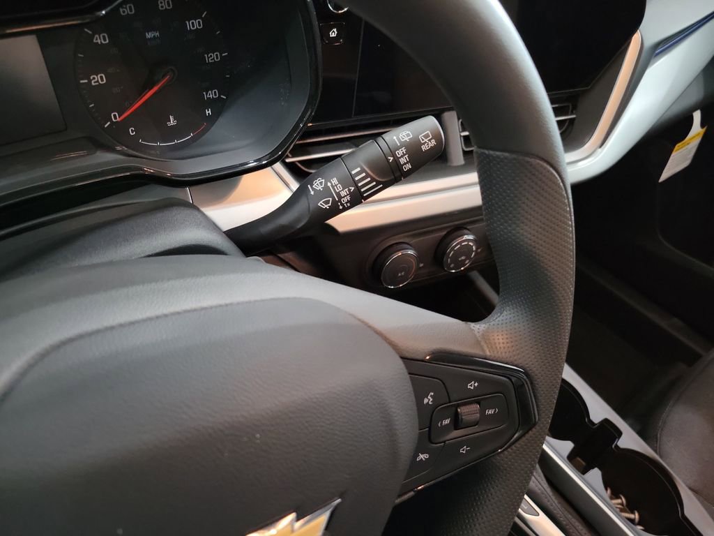 New 2026 Chevrolet Trax LS w/ LS Convenience Package image 23