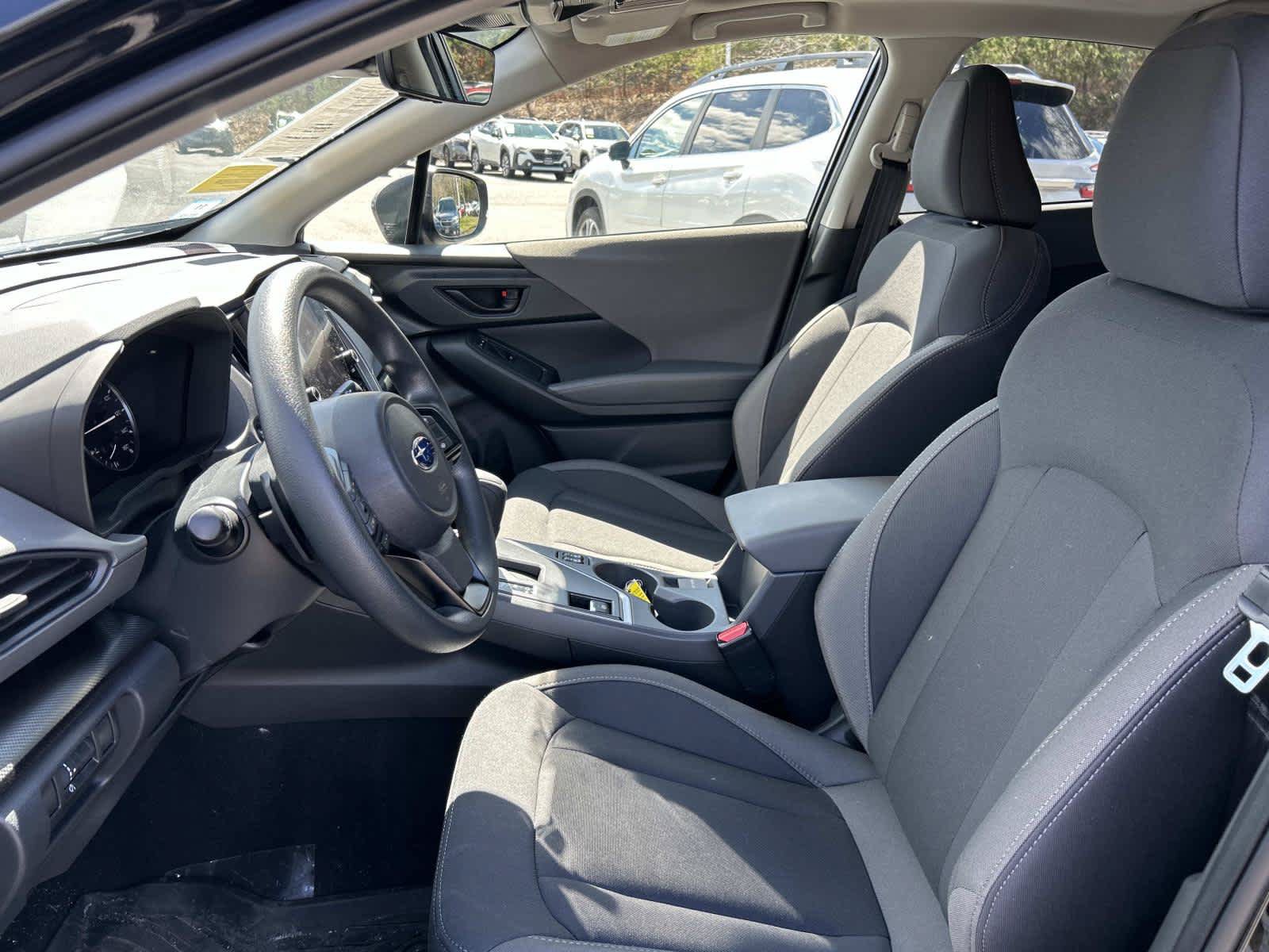 Used 2025 Subaru Crosstrek 2.5i Premium AWD/4WD image 9