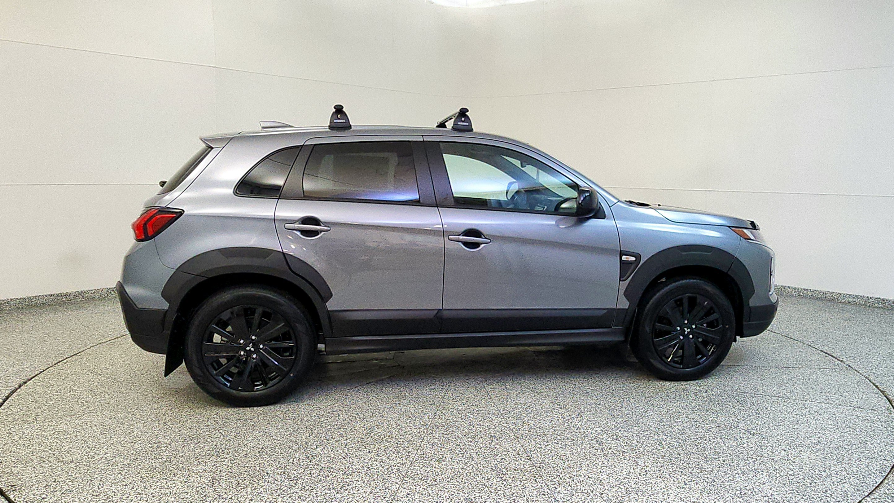 Used 2025 Mitsubishi Outlander Sport AWD image 8
