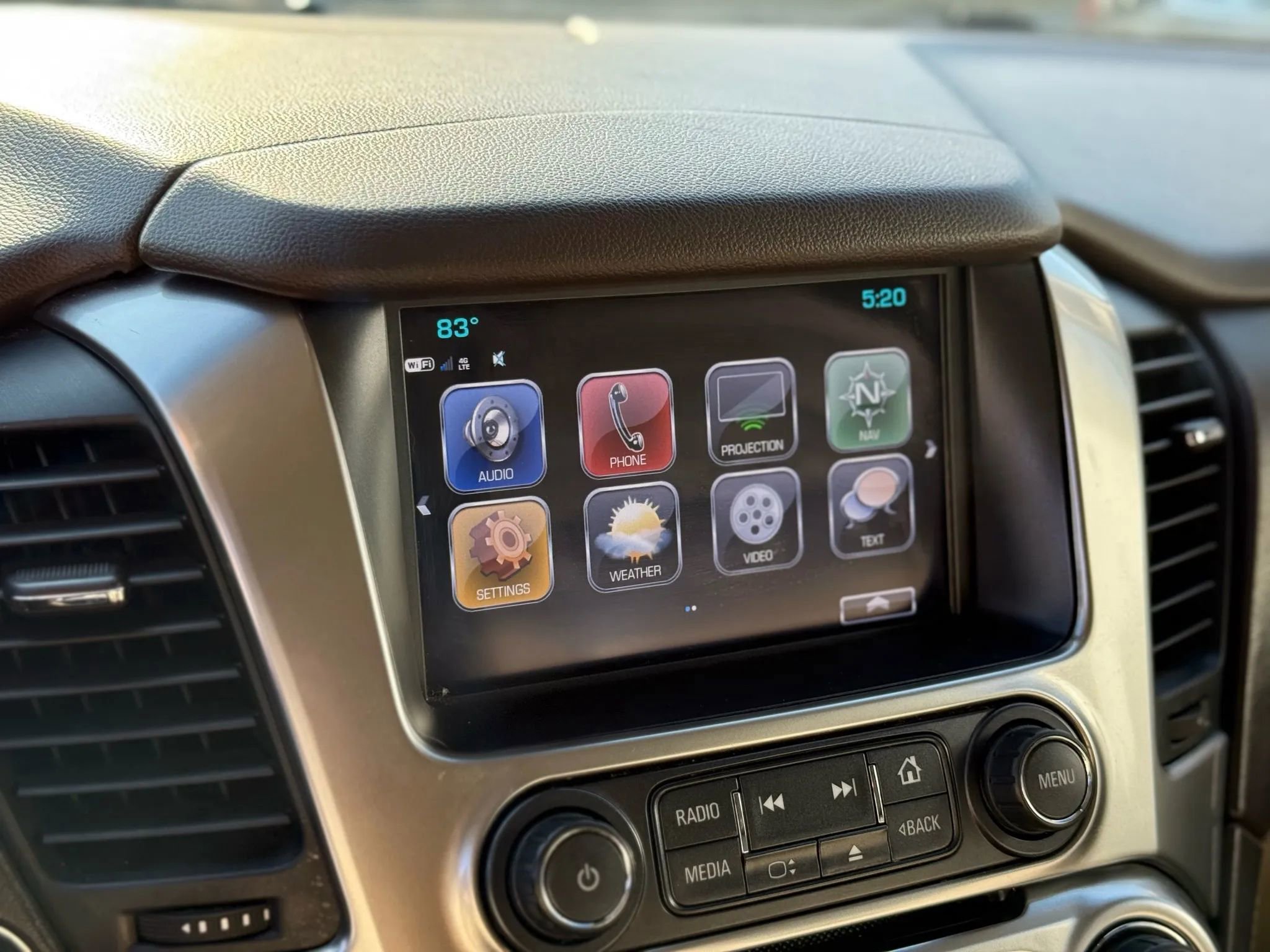 Used 2017 Chevrolet Suburban Premier image 13