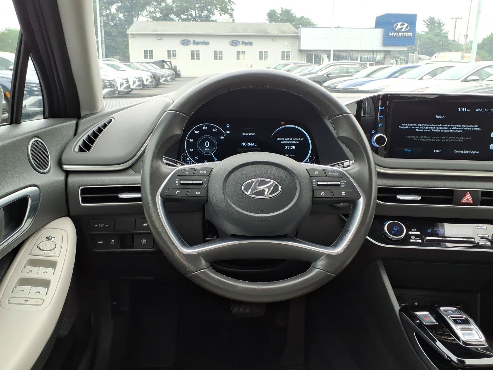 Certified 2023 Hyundai Sonata SEL w/ Convenience Package FWD image 19
