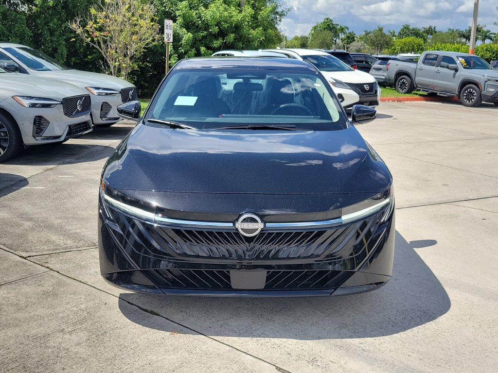 New 2027 Nissan Sentra S w/ Floor Mat Package FWD image 2