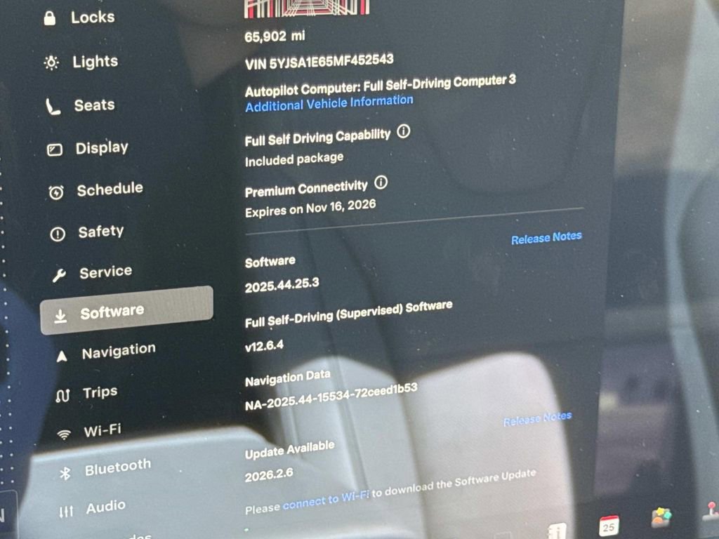 Used 2021 Tesla Model S Plaid image 29