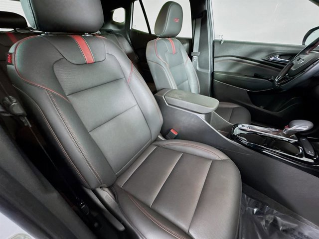 Used 2024 Chevrolet Trax RS w/ Sunroof Package image 27