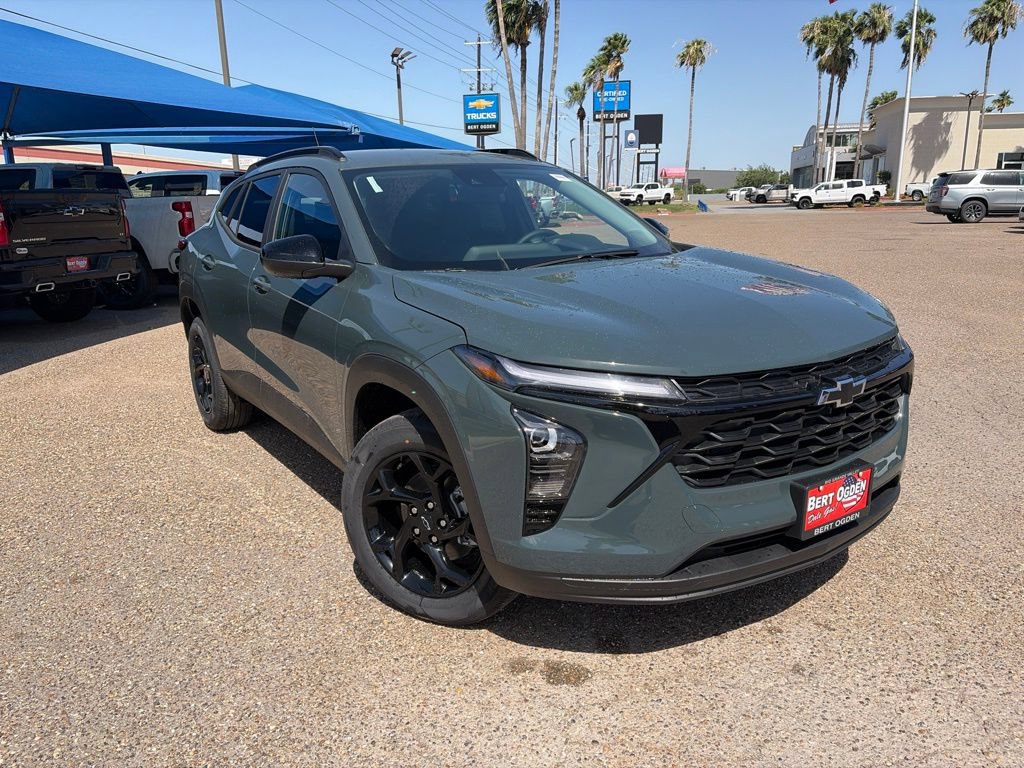 New 2026 Chevrolet Trax LT w/ Driver Confidence Package