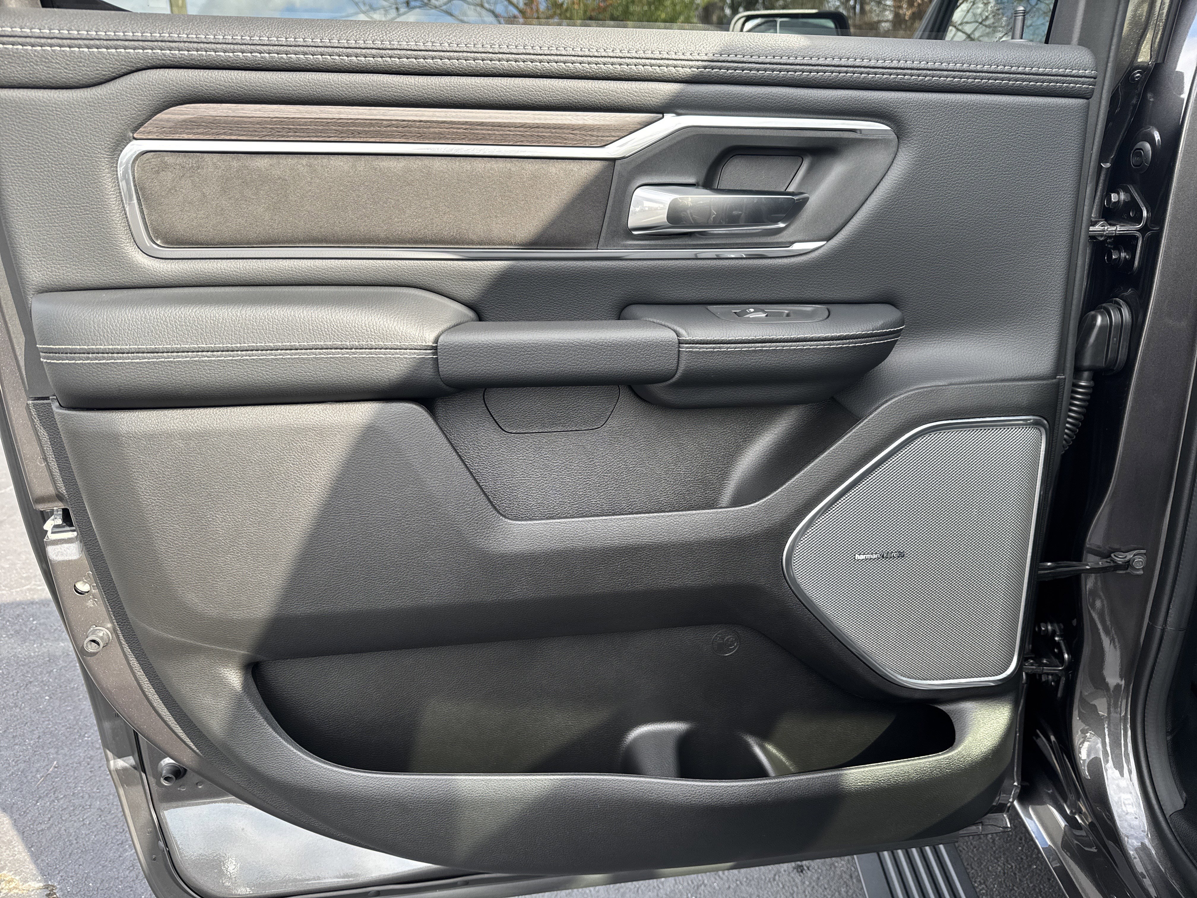 New 2026 RAM 1500 Laramie w/ Night Edition image 28