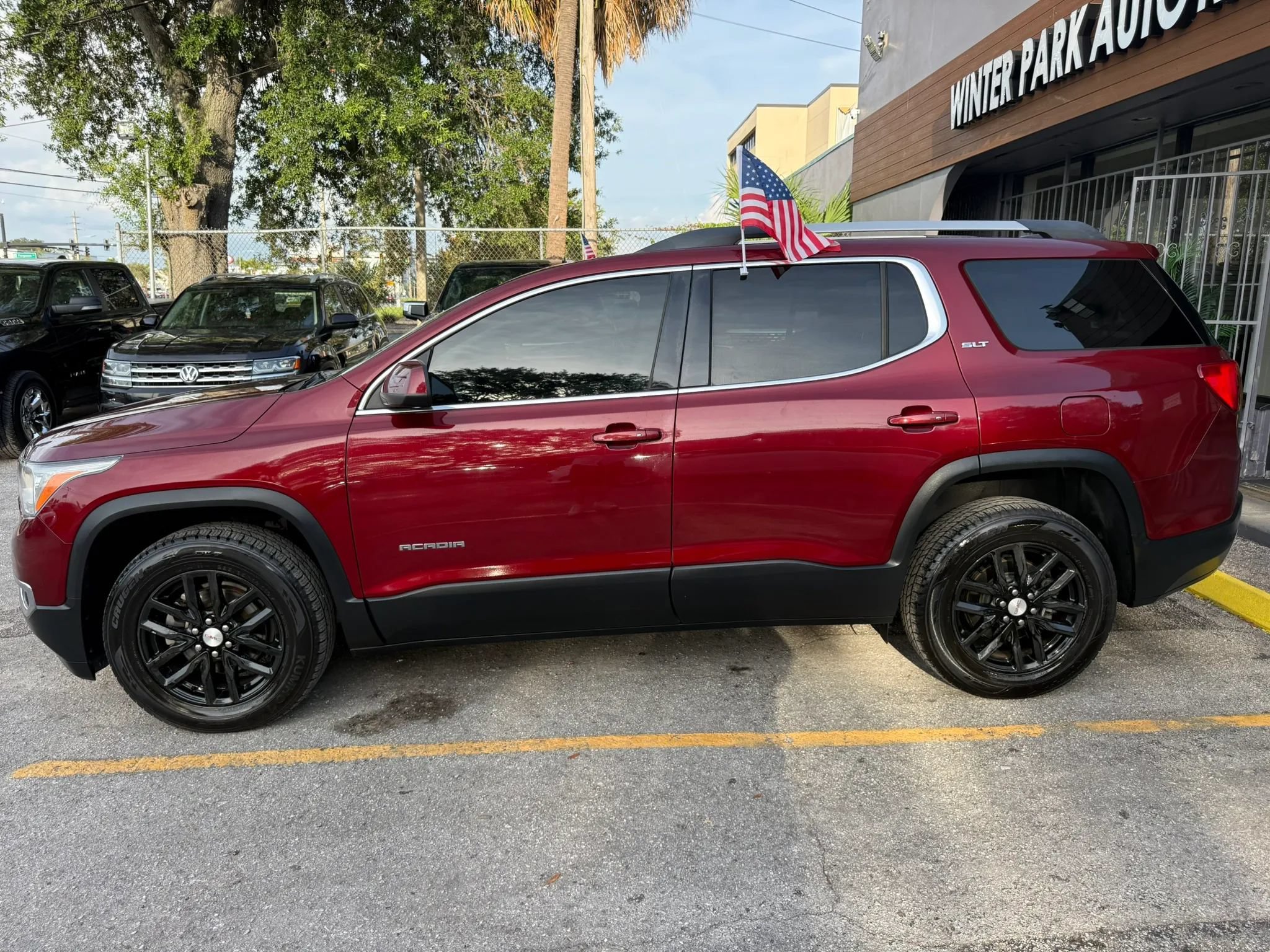 Used 2018 GMC Acadia SLT FWD image 4