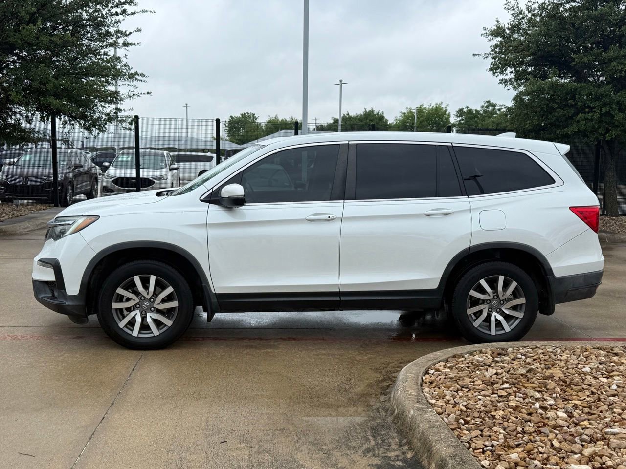 Used 2020 Honda Pilot EX-L image 2