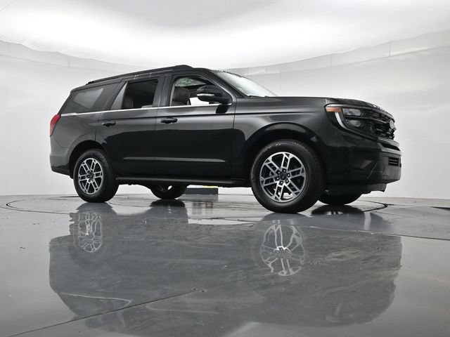 Used 2025 Ford Expedition Active AWD/4WD image 38