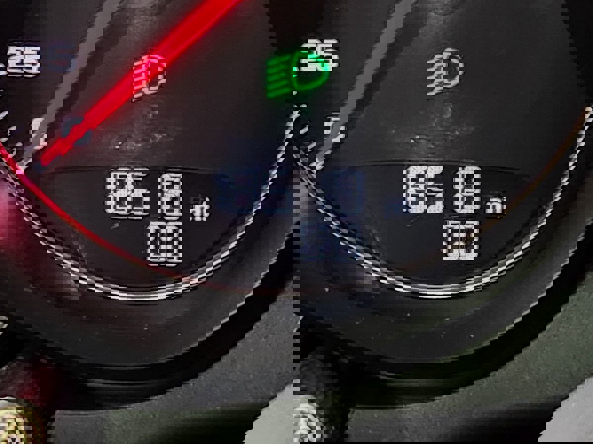 Used 2019 Porsche 911 Turbo image 43