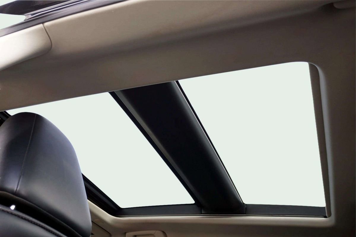 Used 2020 Lexus ES 350 w/ Premium Package FWD image 25