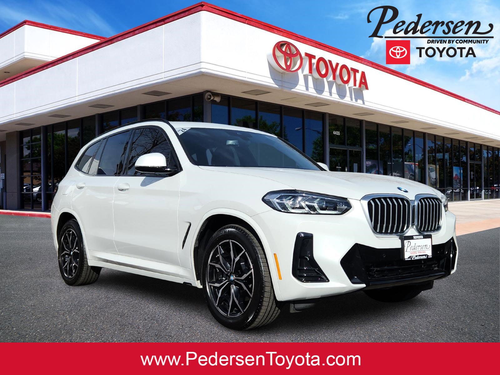 Used 2024 BMW X3 xDrive30i w/ M Sport Package image 1