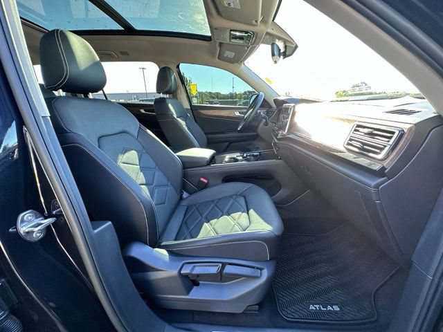 Used 2026 Volkswagen Atlas SE w/ Panoramic Sunroof Package FWD image 31