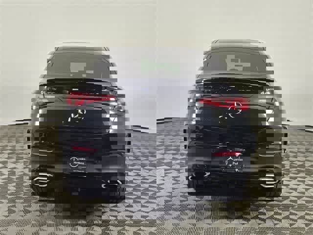 Certified 2025 Mercedes-Benz GLC 300 4MATIC image 4