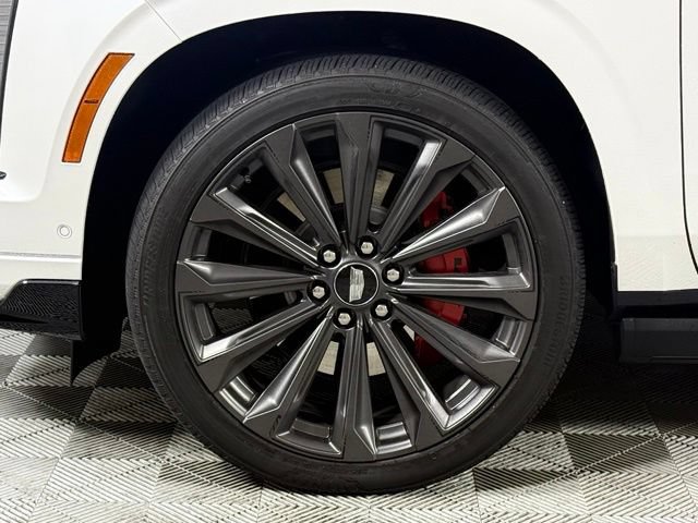 Used 2025 Cadillac Escalade V AWD/4WD image 12