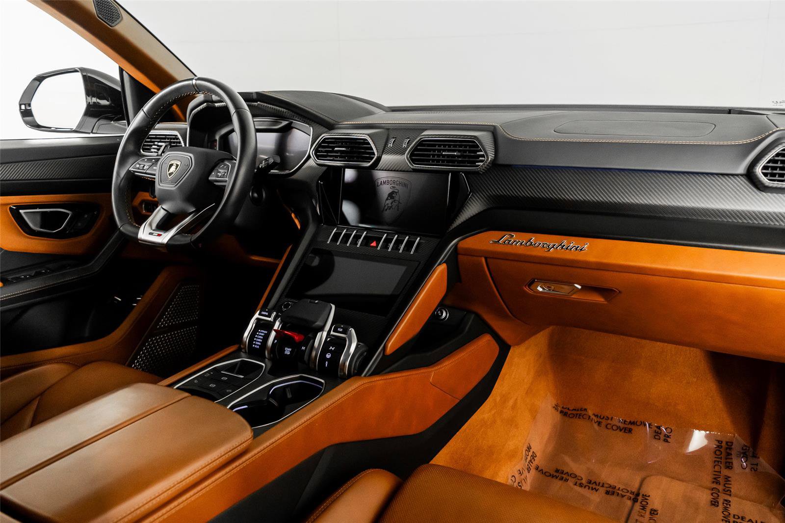 Used 2023 Lamborghini Urus S image 52