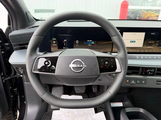 New 2026 Nissan Leaf Platinum+ w/ Floor Mat Package (Platinum+) FWD image 17