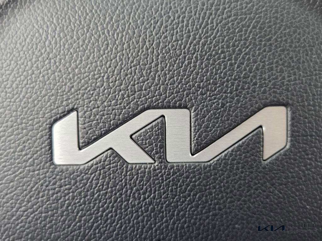 Certified 2026 Kia Carnival image 28