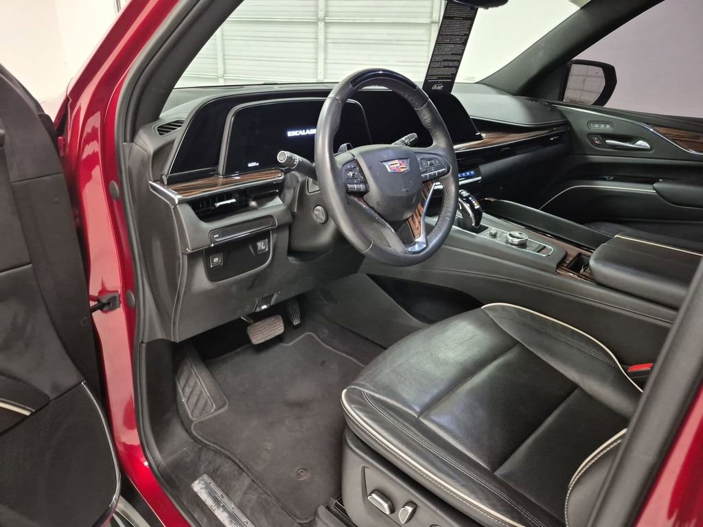 Used 2023 Cadillac Escalade Premium Luxury RWD image 10