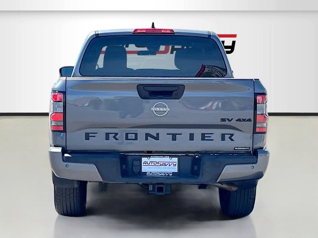 Used 2023 Nissan Frontier SV w/ Midnight Edition Package image 6