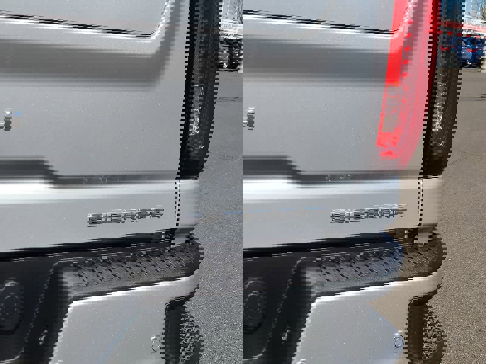 Used 2022 GMC Sierra 3500 Denali w/ Technology Package image 15