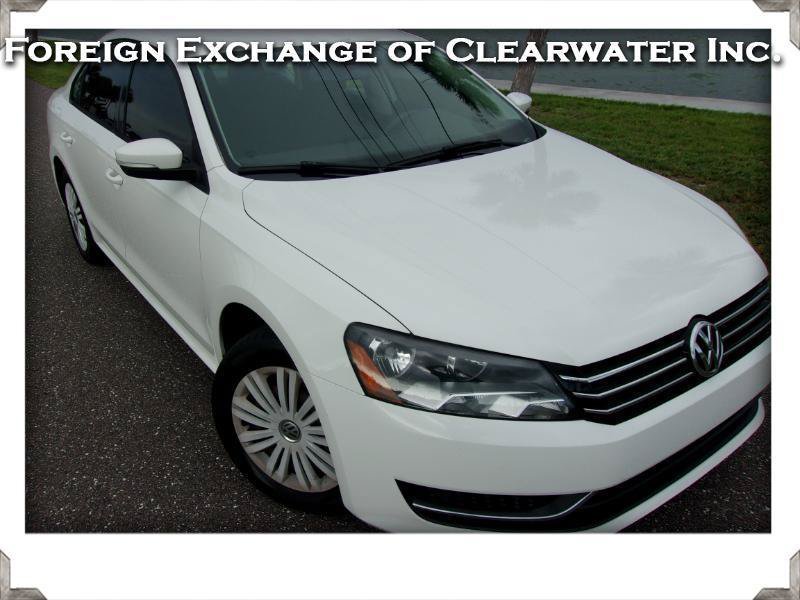 Used 2014 Volkswagen Passat 1.8T S FWD image 1