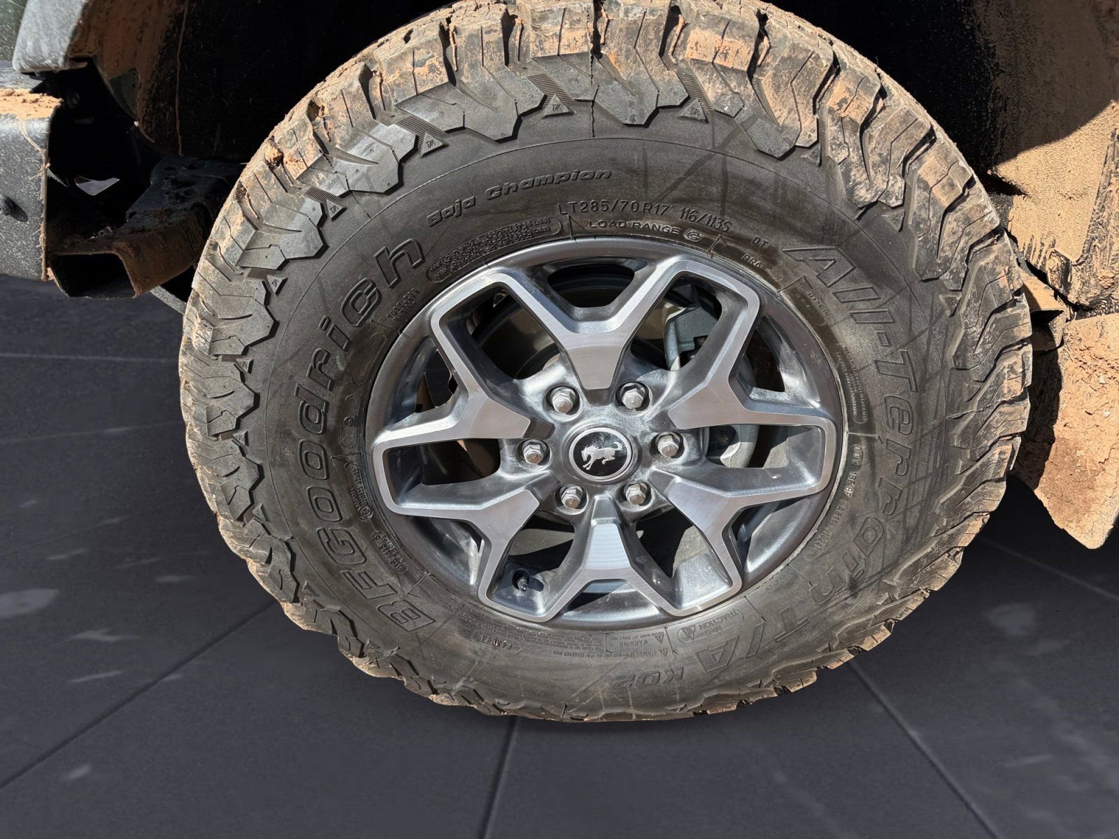 Used 2024 Ford Bronco Badlands image 14