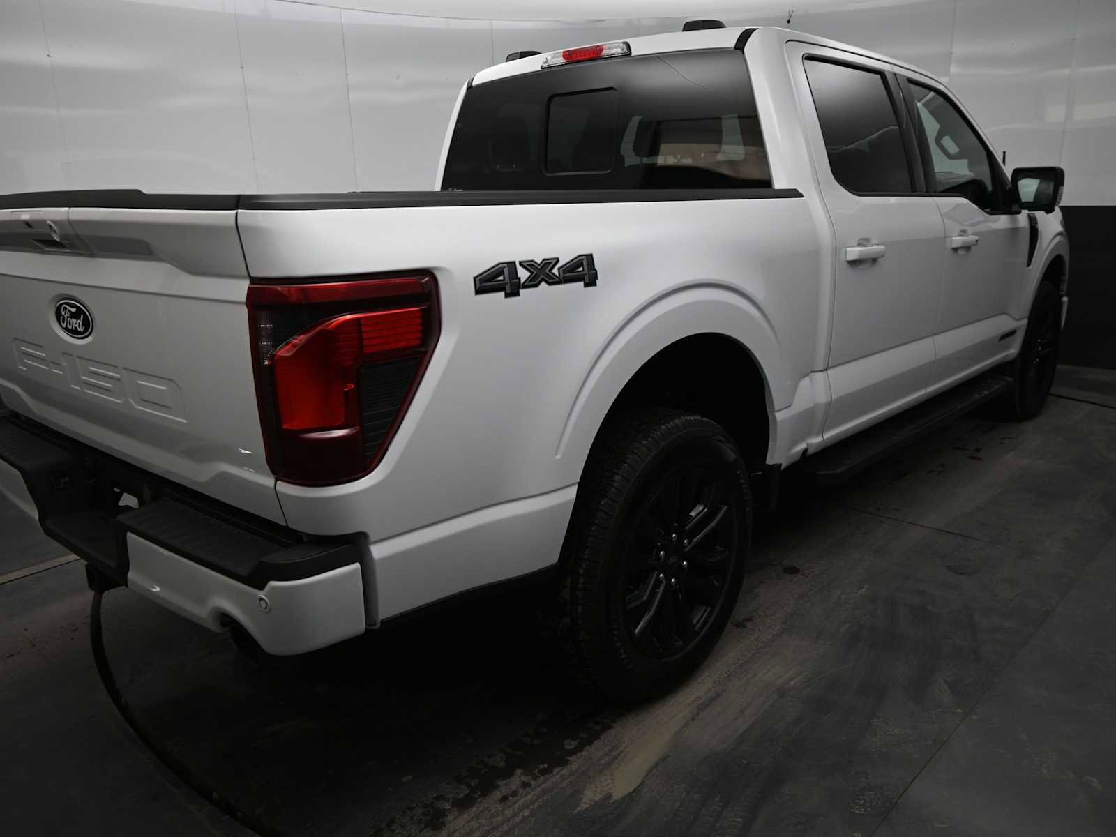 Used 2024 Ford F150 XLT w/ Equipment Group 303A High image 9