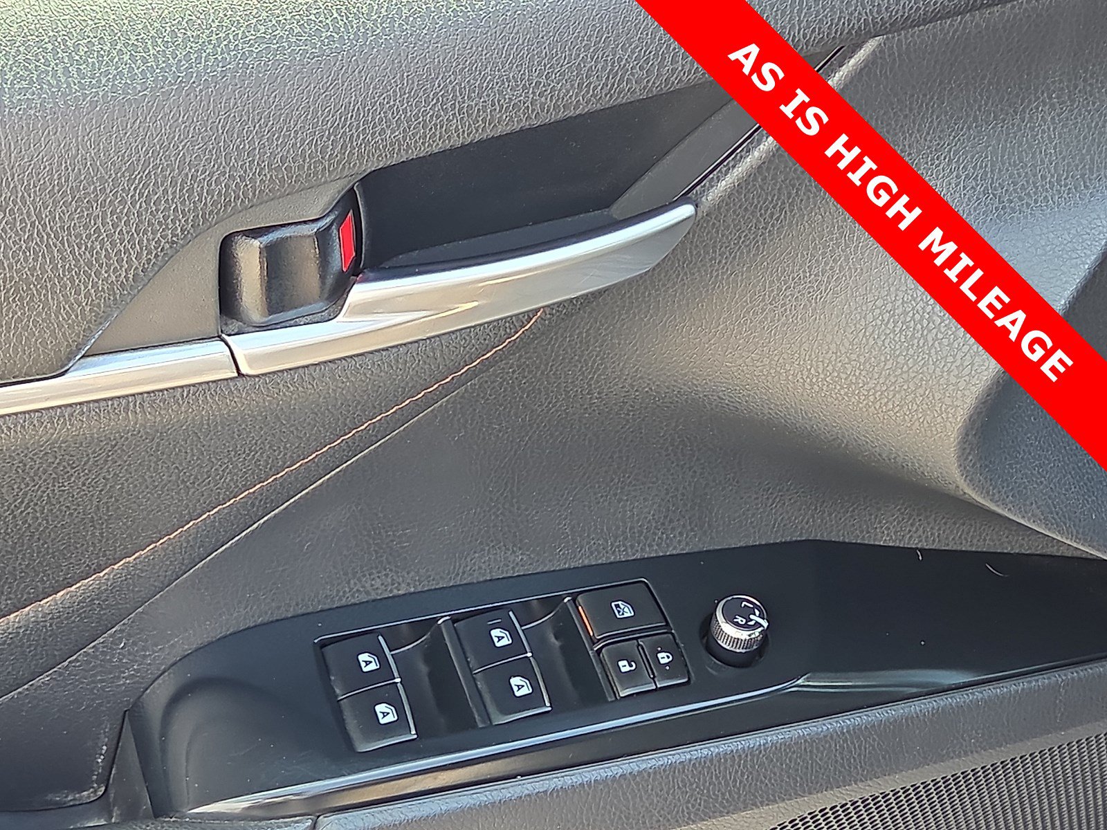 Used 2018 Toyota Camry XLE FWD image 13
