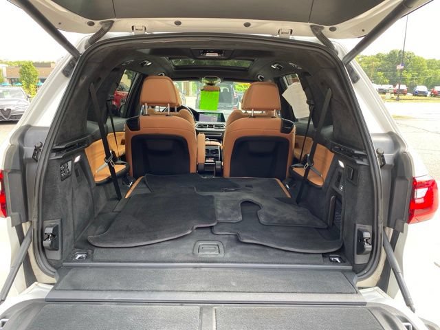 Used 2021 BMW X7 xDrive40i w/ Premium Package AWD/4WD image 6