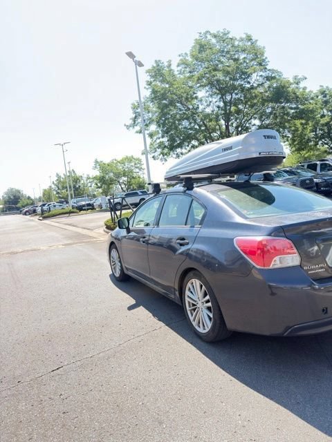 Used 2013 Subaru Impreza 2.0i Premium w/ Alloy Wheel Pkg + Moonroof AWD/4WD image 3