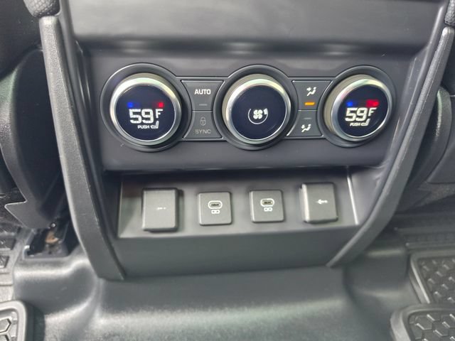 Used 2022 Land Rover Defender 110 X-Dynamic HSE AWD/4WD image 33
