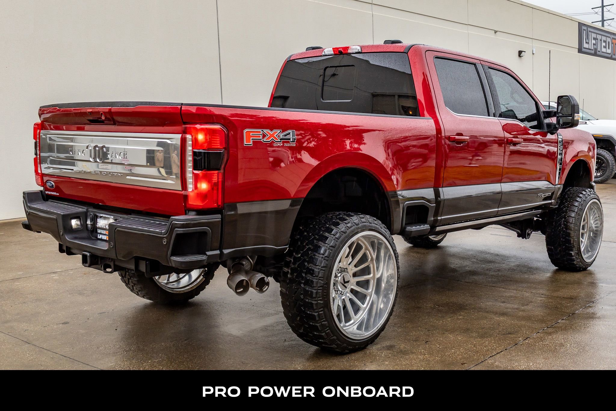 Used 2024 Ford F250 King Ranch w/ FX4 Off-Road Package image 8