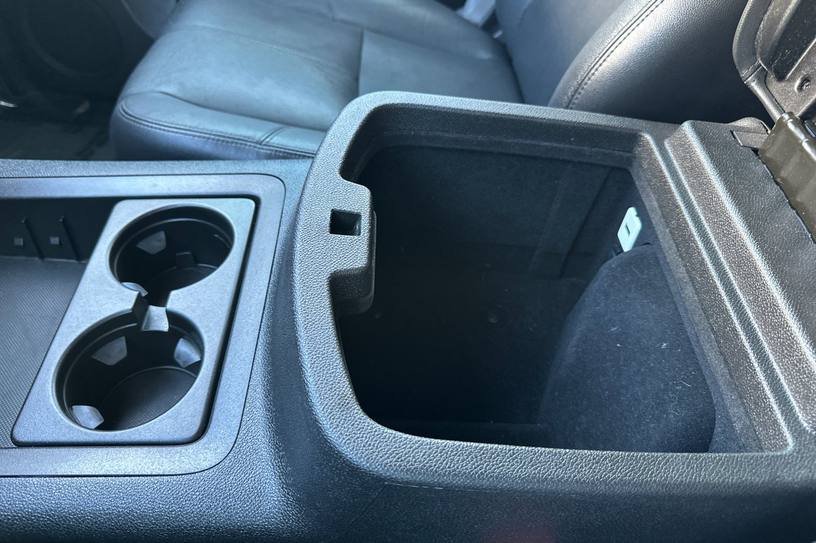 Used 2013 Chevrolet Avalanche LT w/ Texas Edition RWD image 31