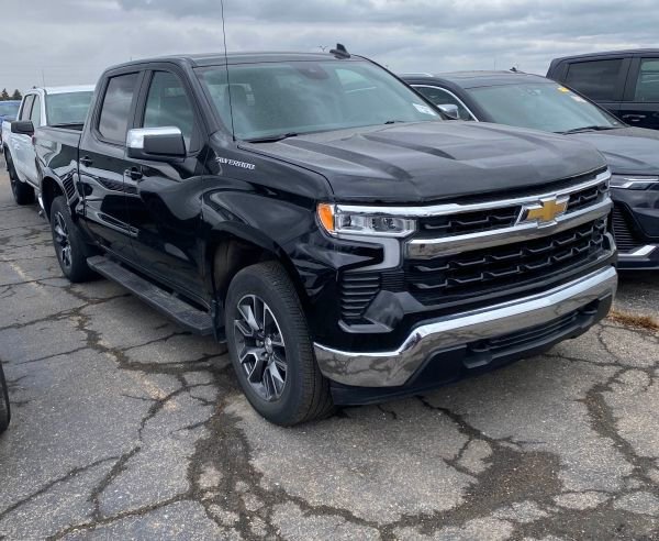 Used 2023 Chevrolet Silverado 1500 LT w/ All Star Edition Plus image 3