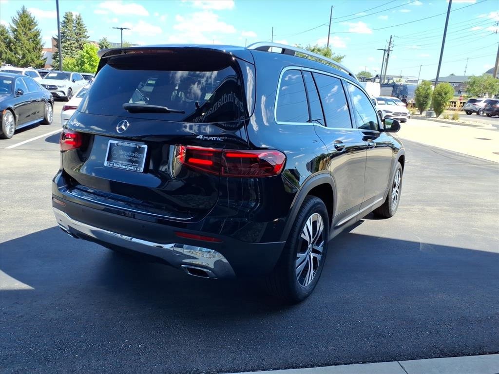 New 2025 Mercedes-Benz GLB 250 4MATIC image 7