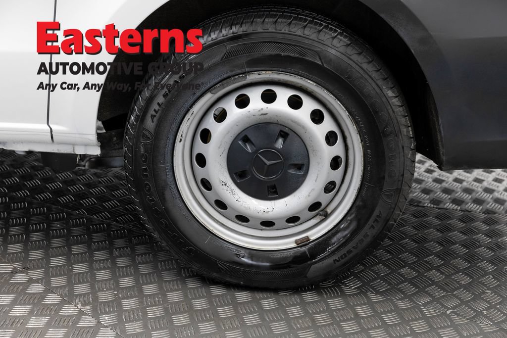 Used 2022 Mercedes-Benz Metris image 29