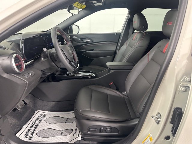 New 2026 Chevrolet Trax RS w/ Sunroof Package image 22