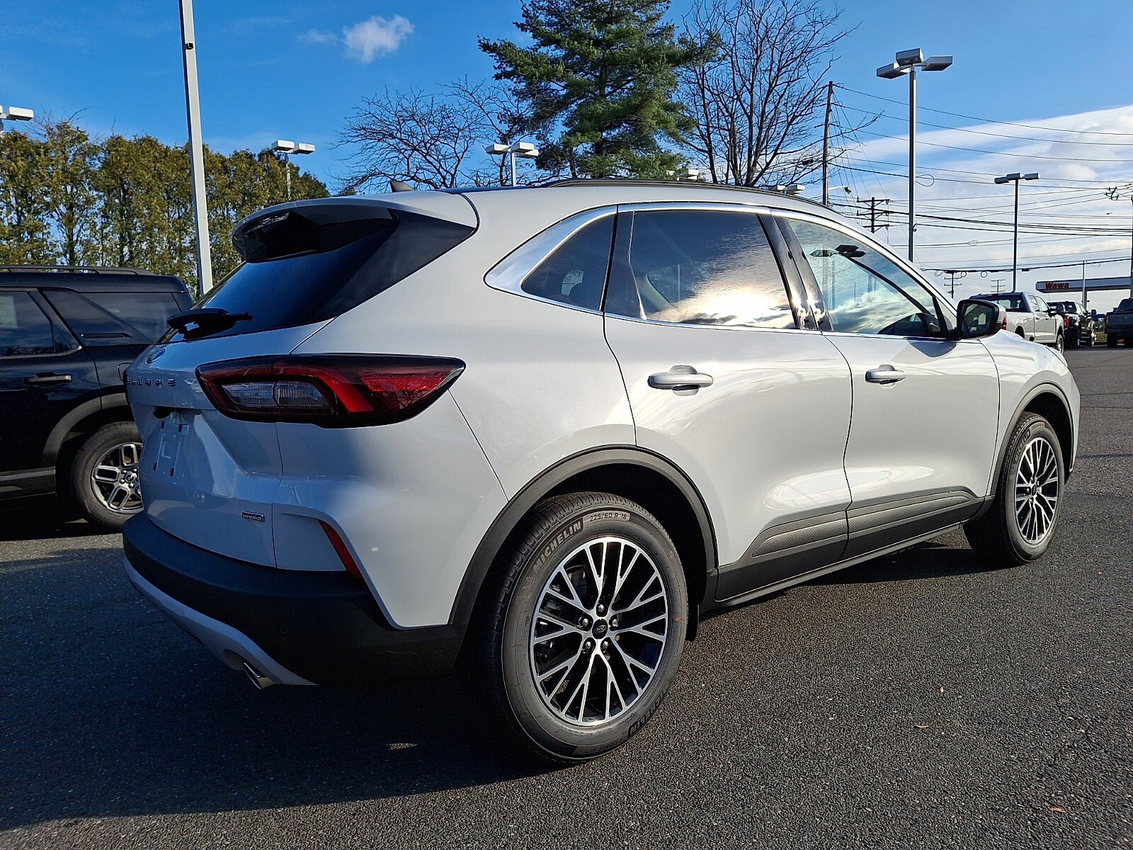 New 2026 Ford Escape SE FWD image 7