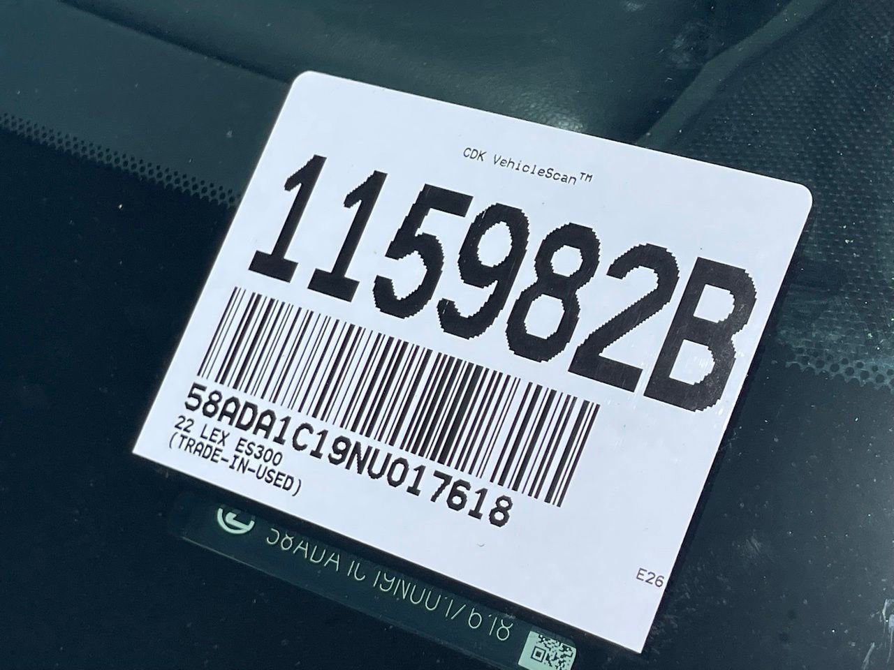 Used 2022 Lexus ES 300h w/ Premium Package FWD image 14