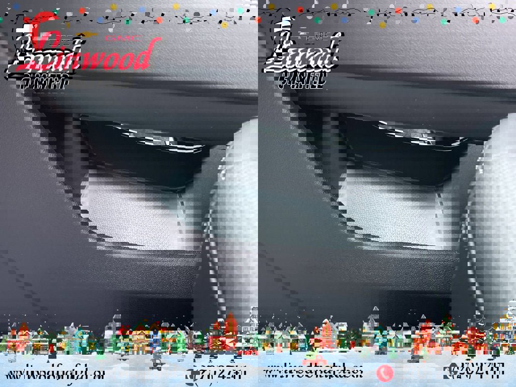 New 2026 Chevrolet Traverse LT w/ Sun and Wheel Package image 24