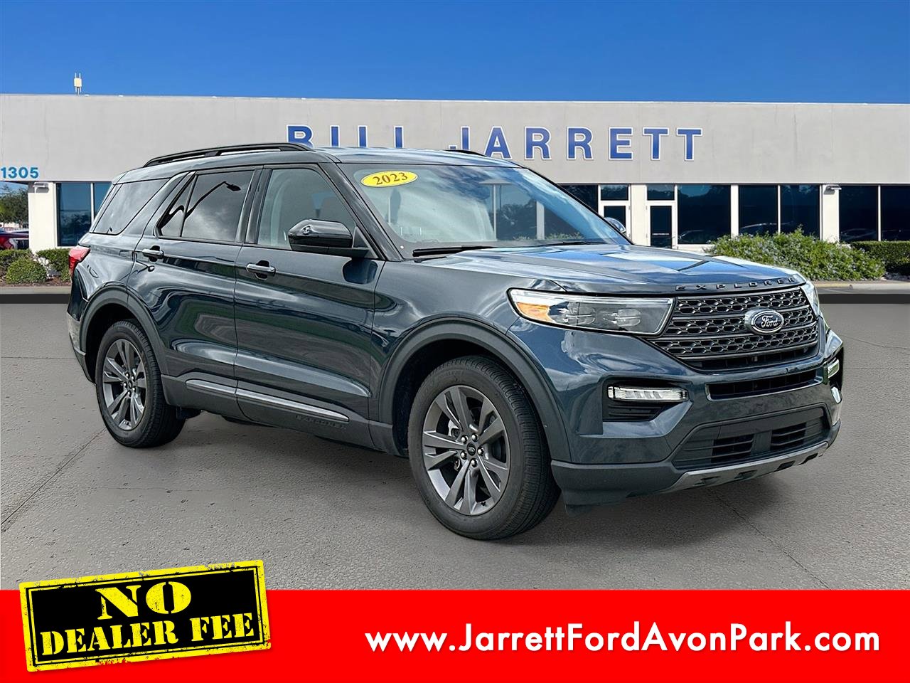 Used 2023 Ford Explorer XLT w/ Equipment Group 202A RWD image 1