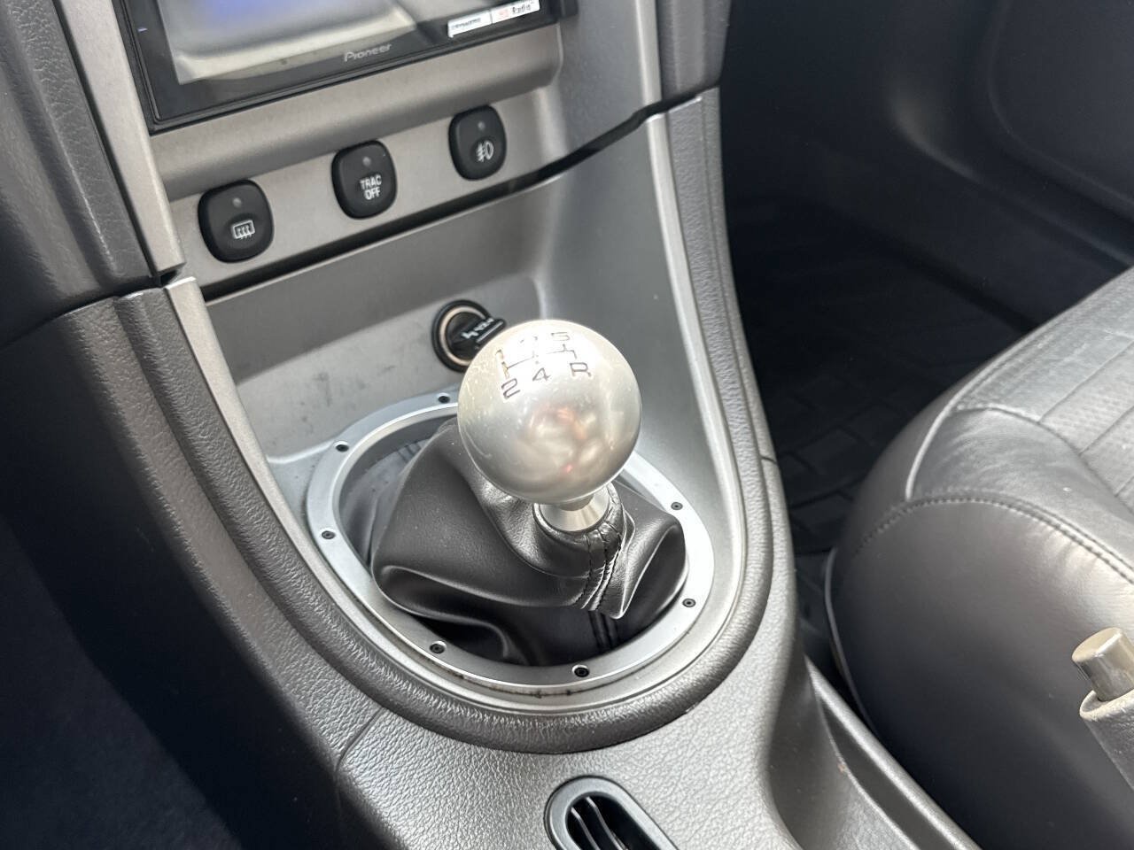 Used 2003 Ford Mustang Mach 1 RWD image 21
